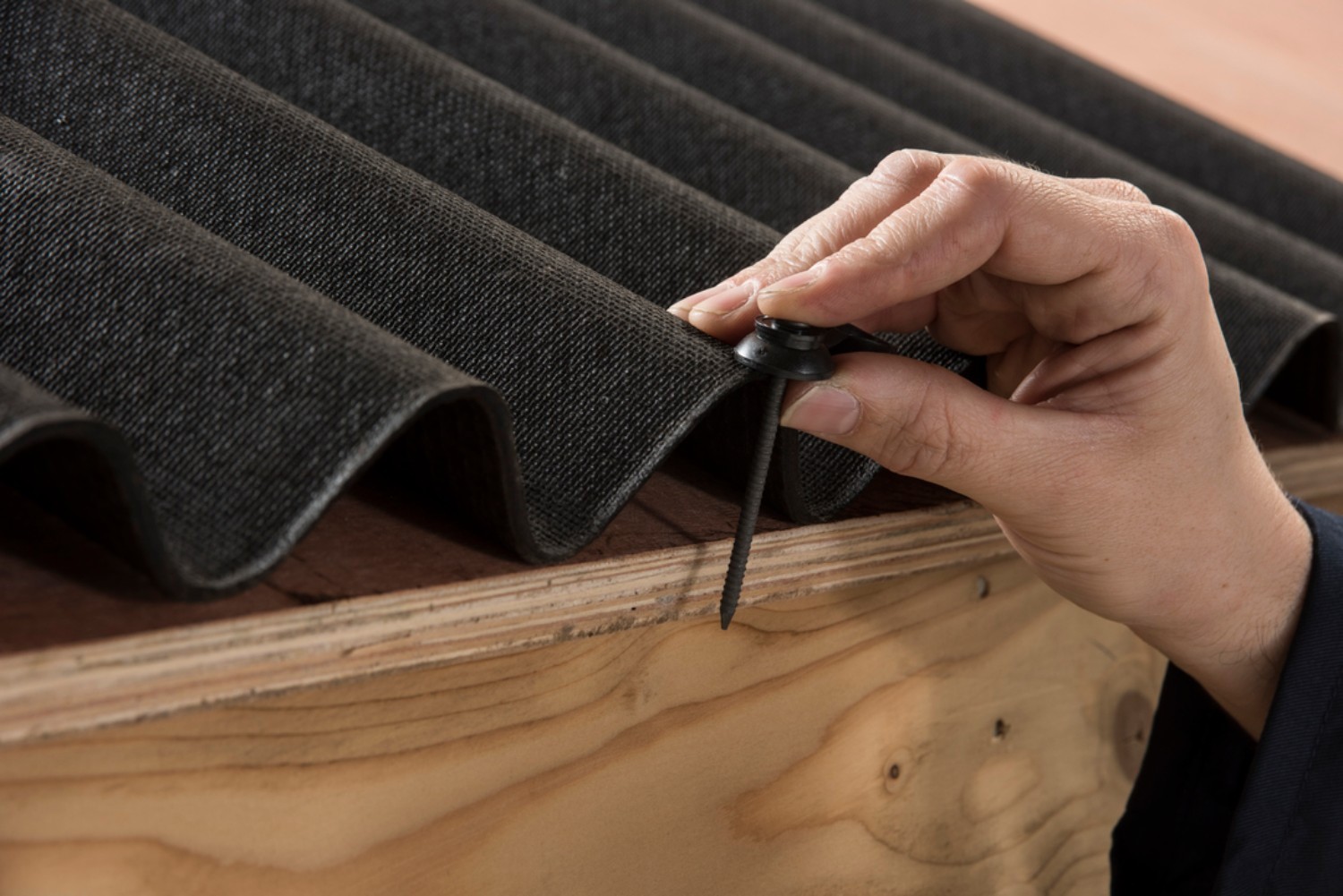 Using the Coroline Bitumen Roofing Sheets Nails