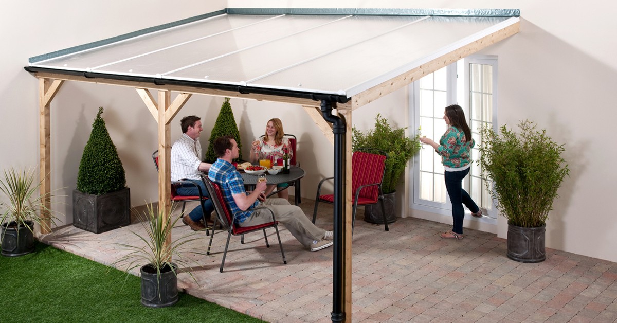 Garden pergola roofed with polycarbonate sheets